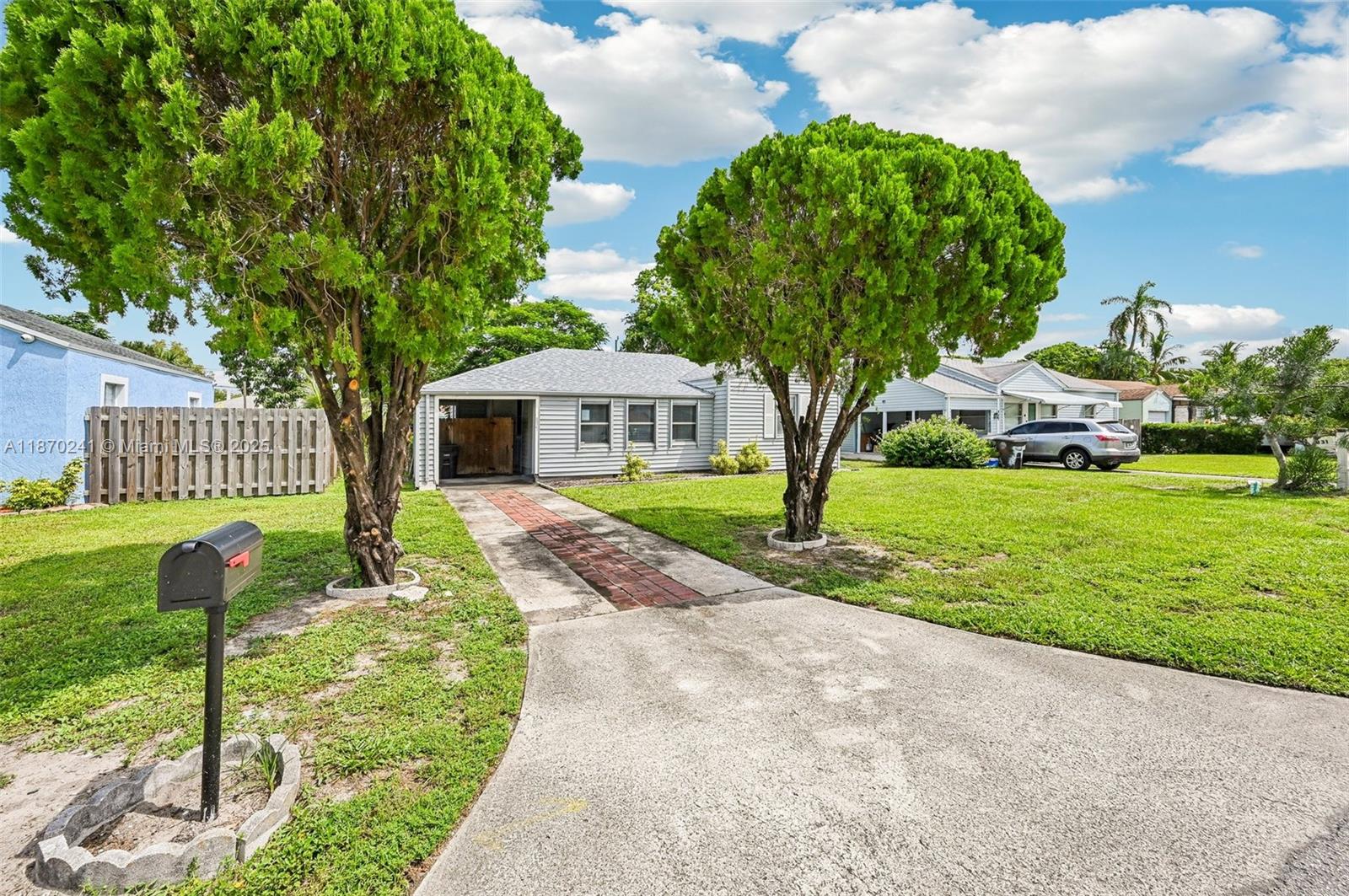Well-maintained 3-bedroom, 1-bath single-family home in West Palm Beach. This property features a bright layout and a spacious yard, ideal for gatherings, gardening, or future additions. Conveniently located near schools, shopping, dining, parks, and just minutes from downtown and the Intracoastal. Perfect for first-time buyers looking for a home with great potential in a prime location.