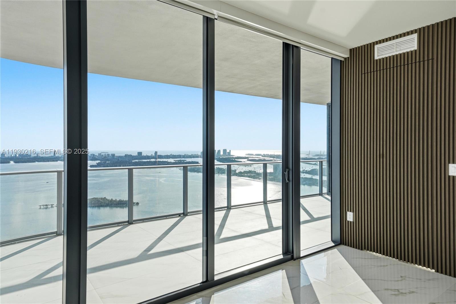 ARIA RESERVE SOUTH - Residential