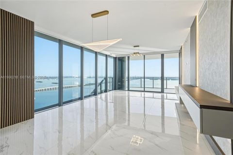 700 NE 24TH ST 4801 Miami FL 33137