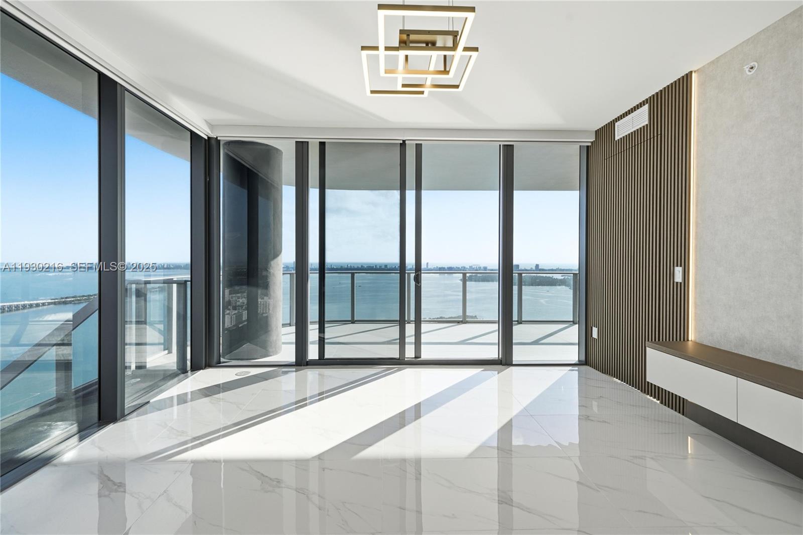 ARIA RESERVE SOUTH - Residential