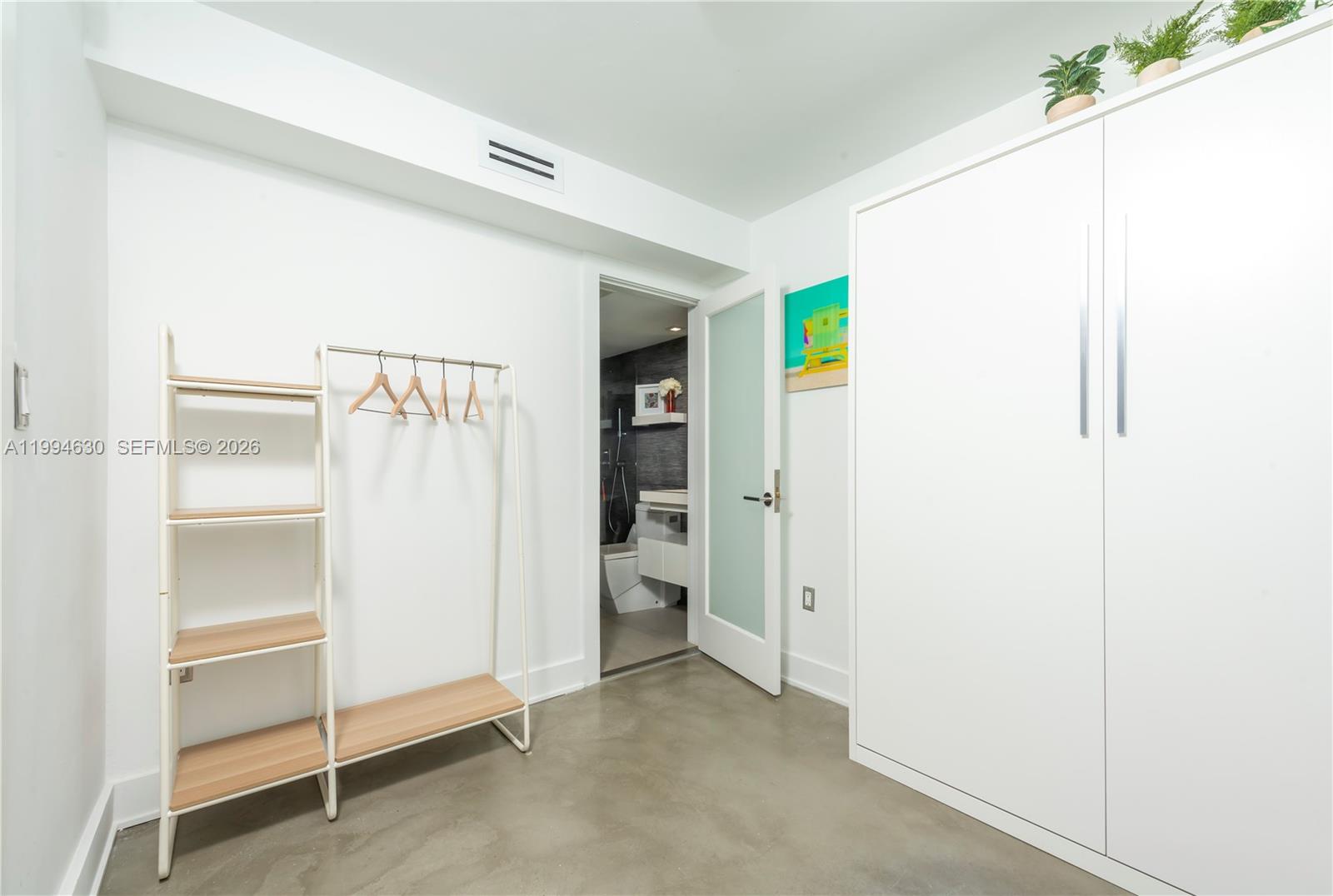 THE FOUNTAINHEAD CONDO - Residential