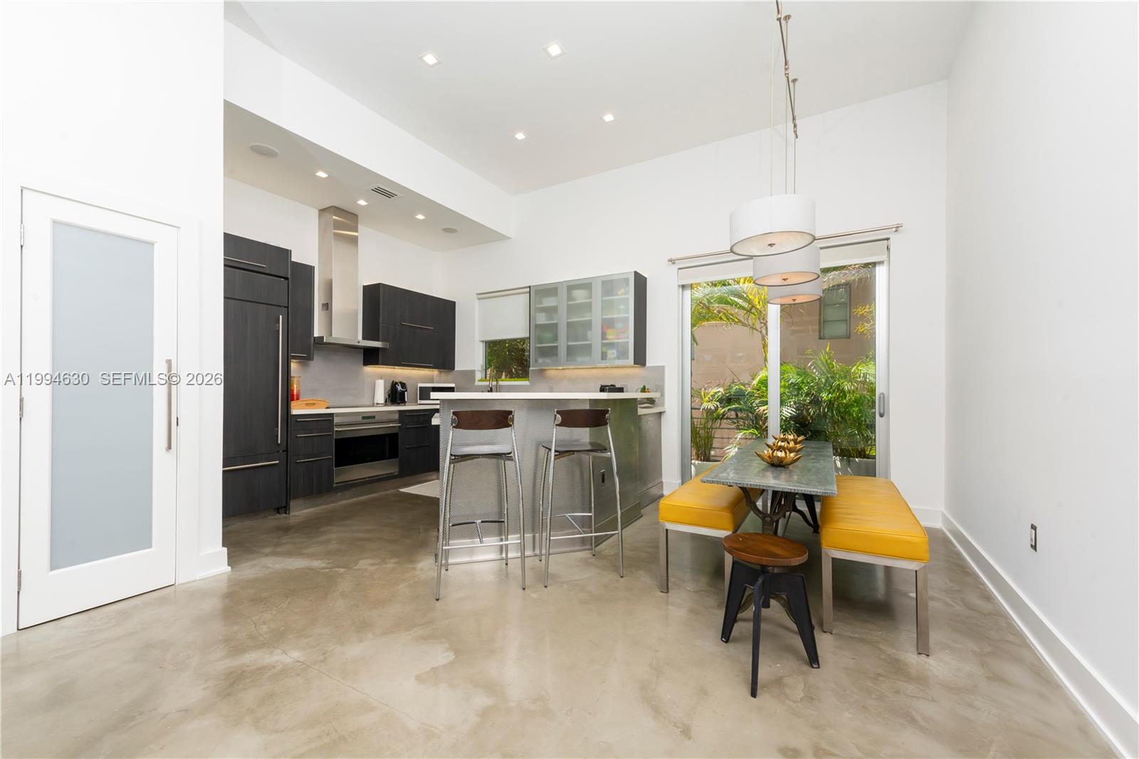 THE FOUNTAINHEAD CONDO - Residential