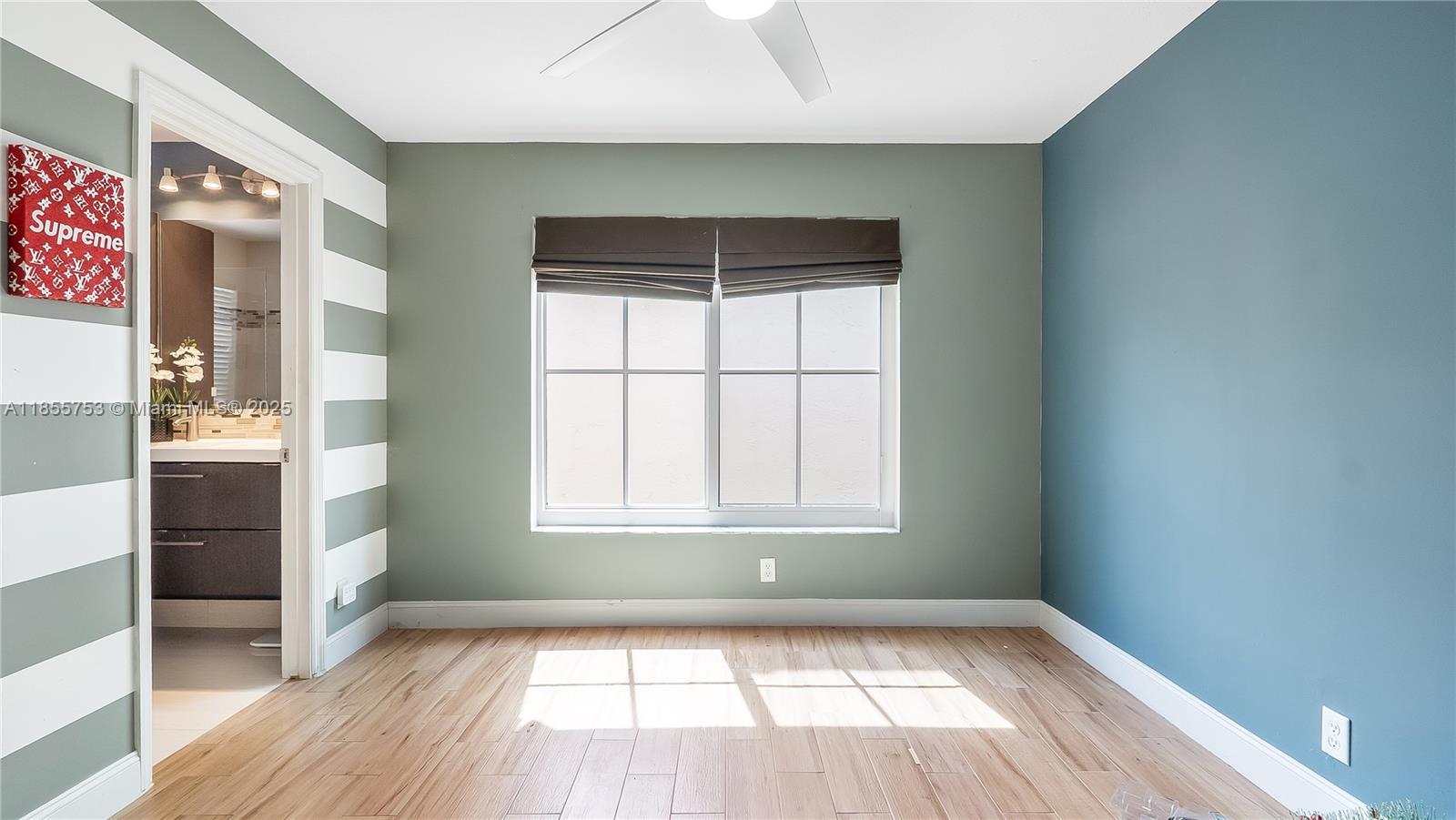 CORAL BAY REPLAT SECTION - Residential