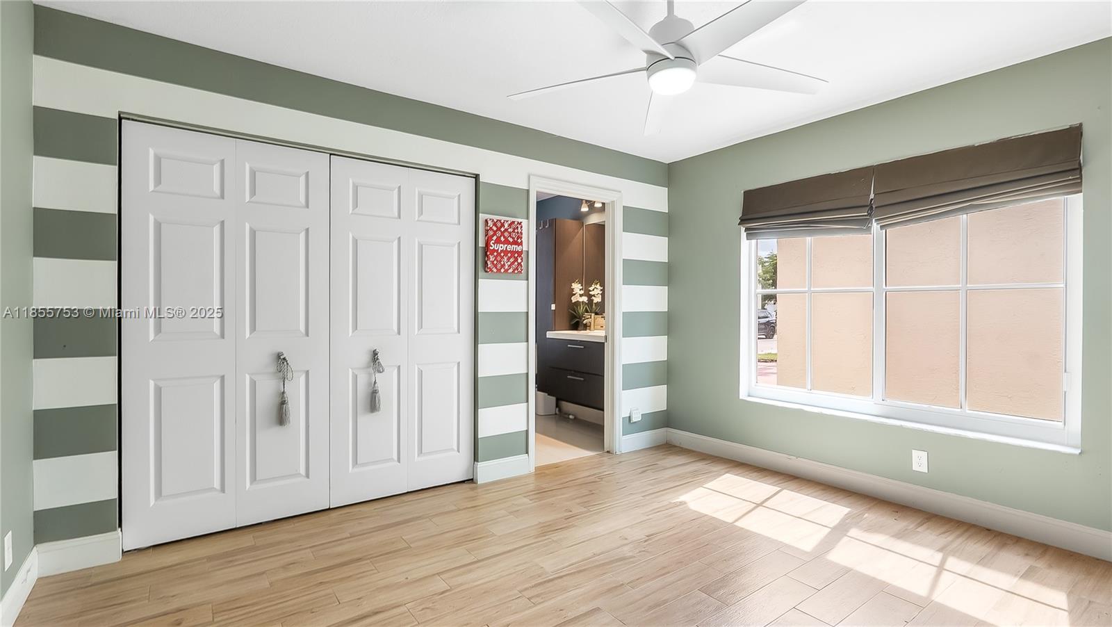 CORAL BAY REPLAT SECTION - Residential