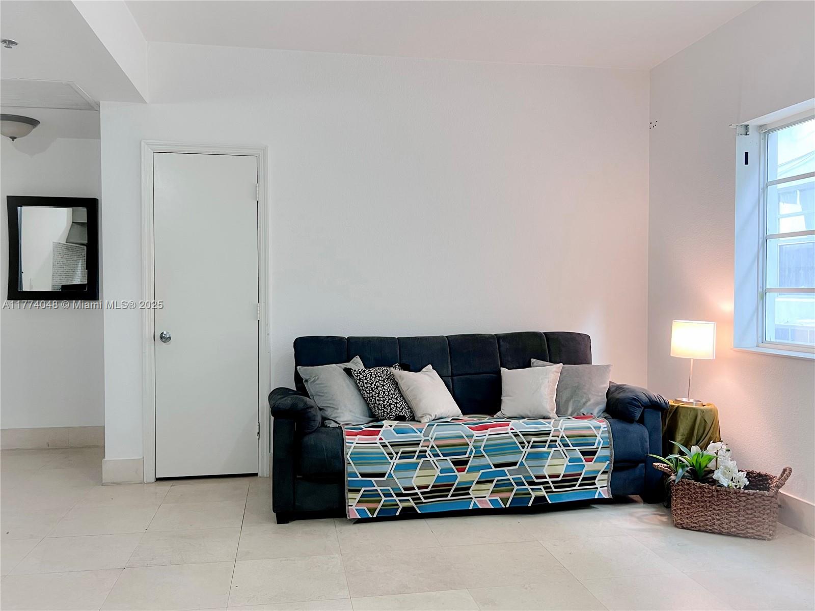 1300 PENNSYLVANIA CONDO - Residential