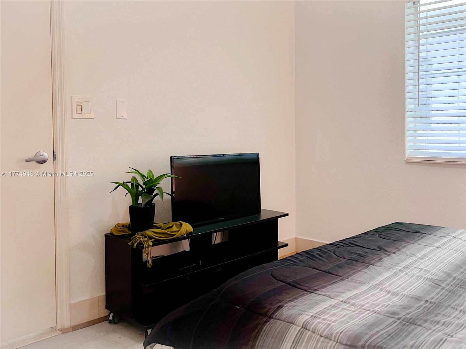 1300 PENNSYLVANIA CONDO - Residential