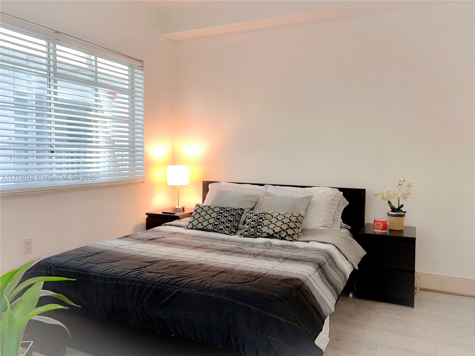 1300 PENNSYLVANIA CONDO - Residential