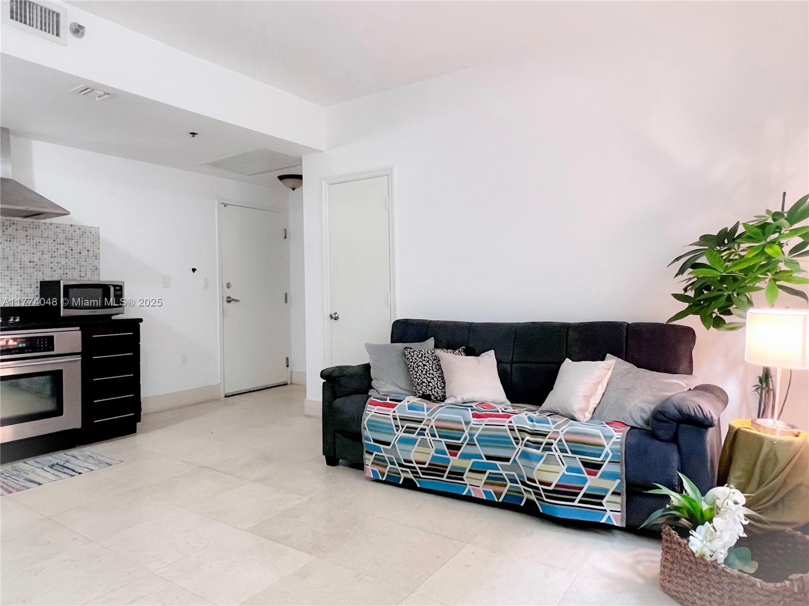 1300 PENNSYLVANIA CONDO - Residential