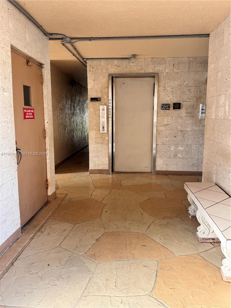 MEADOWBROOK TOWERS CONDO - Residential Lease