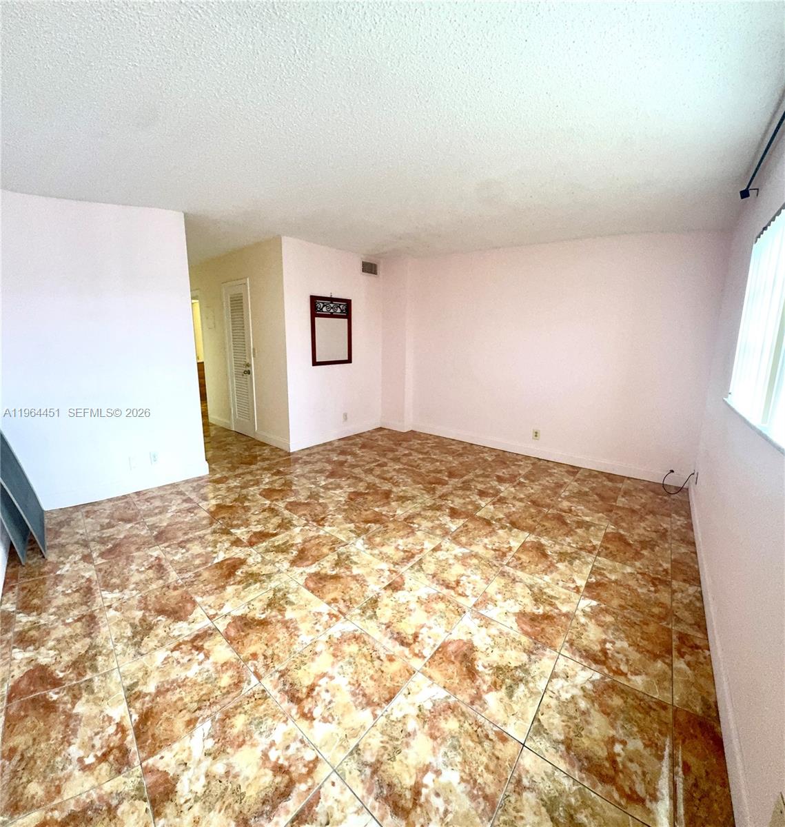 MEADOWBROOK TOWERS CONDO - Residential Lease