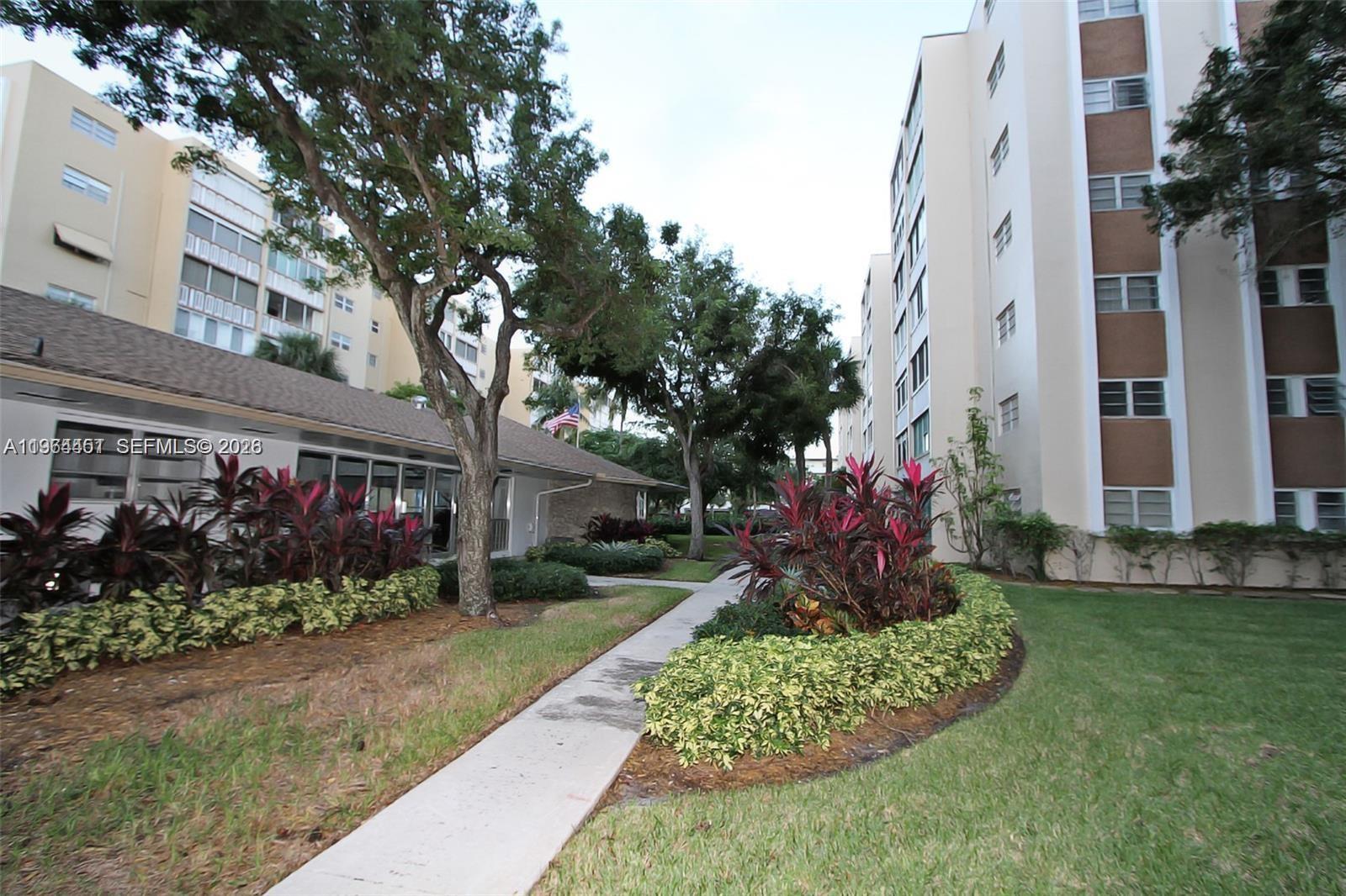 MEADOWBROOK TOWERS CONDO - Residential Lease