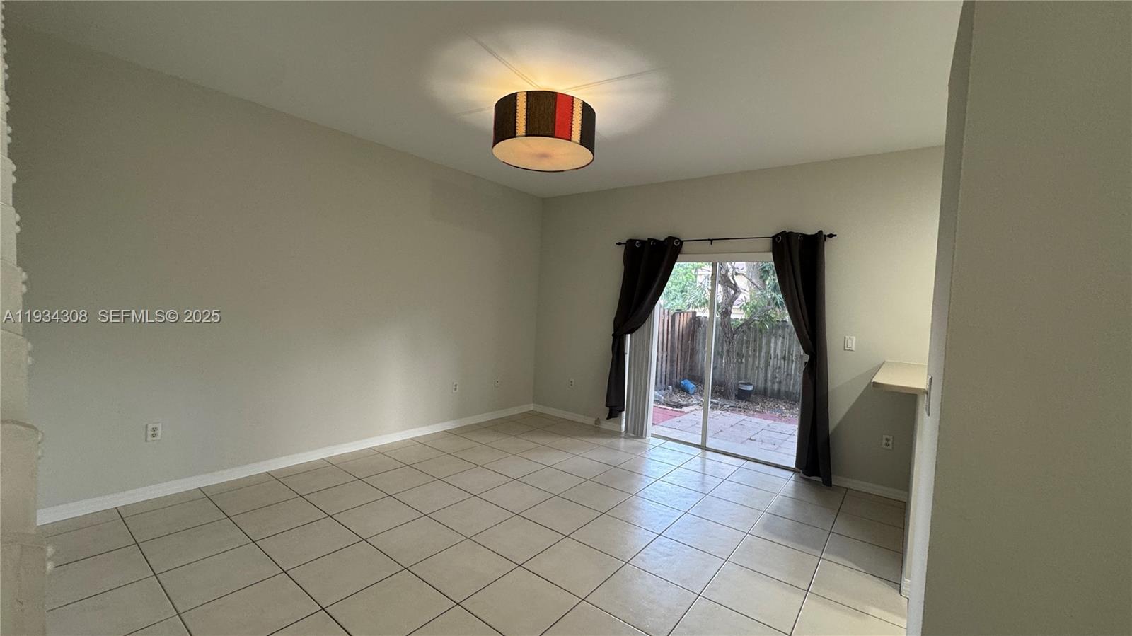 REVISED PLAT OF HILLCREST - Residential