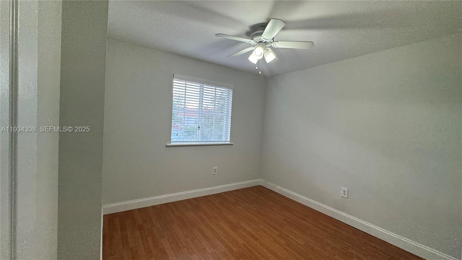 REVISED PLAT OF HILLCREST - Residential