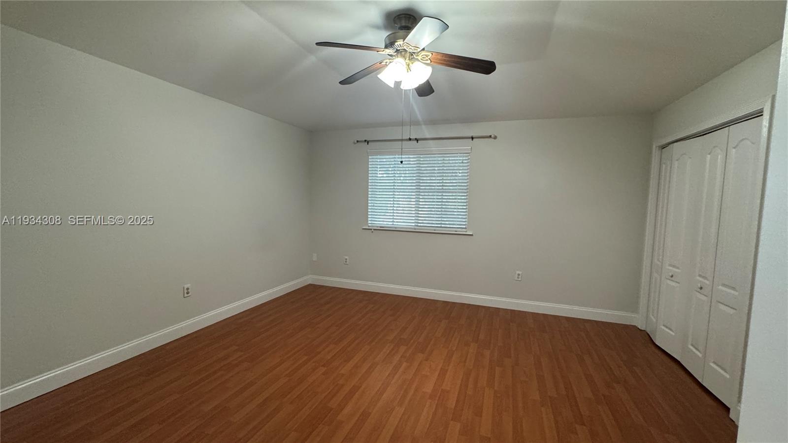 REVISED PLAT OF HILLCREST - Residential