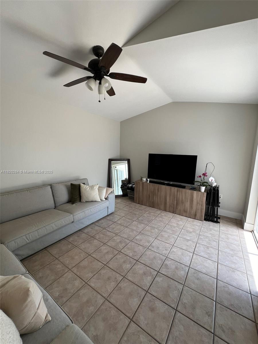 VILG HOMES COUNTRY WALK C - Residential