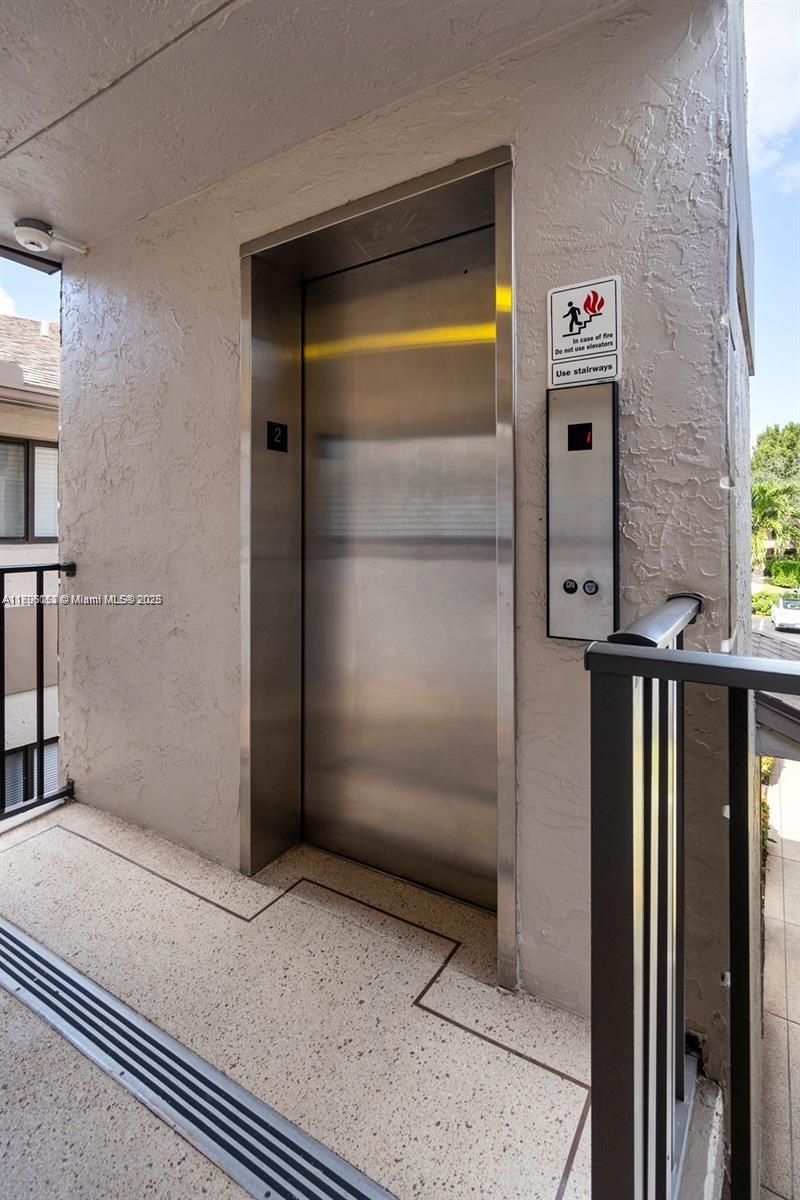 ASHLAND H CONDO - Residential