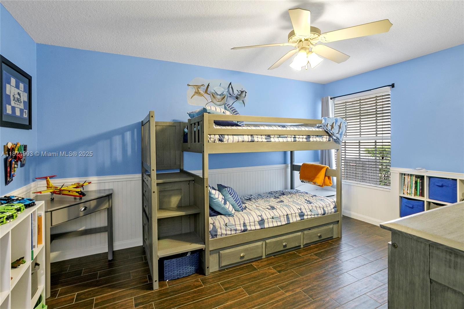 VILLAGEWALK OF WELLINGTON - Residential