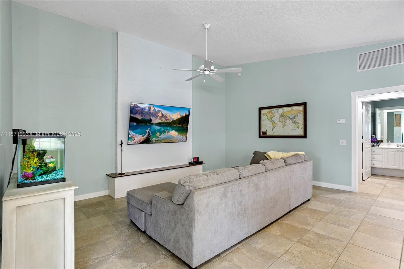 VILLAGEWALK OF WELLINGTON - Residential