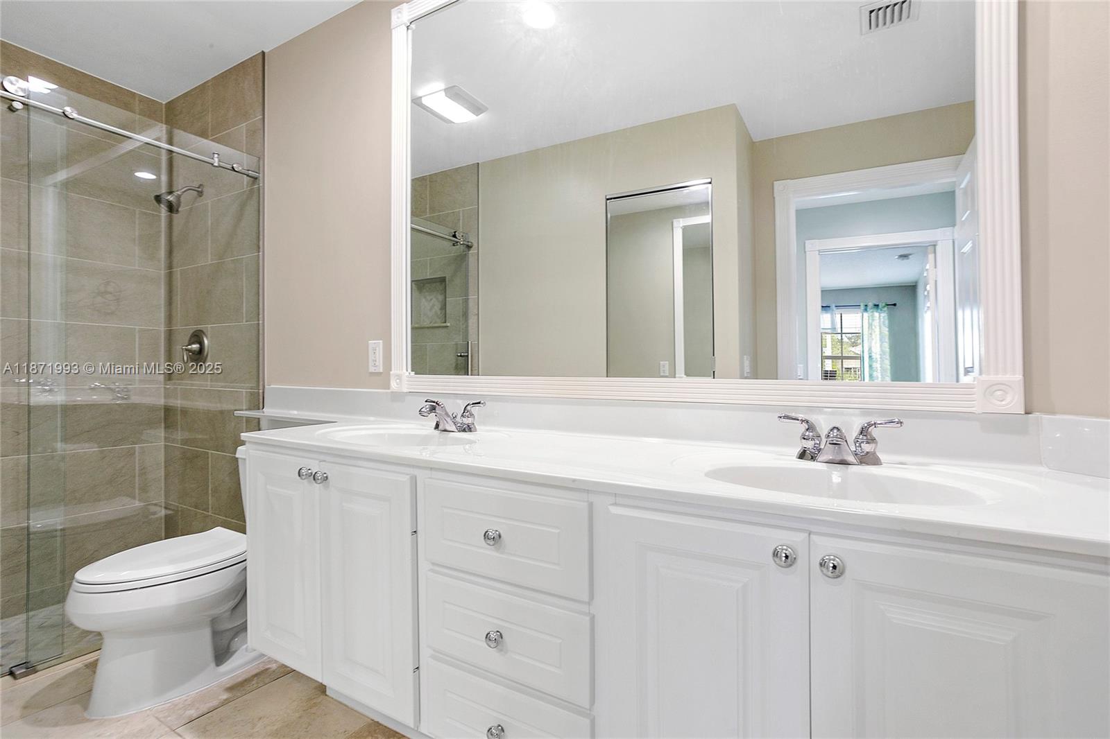 VILLAGEWALK OF WELLINGTON - Residential