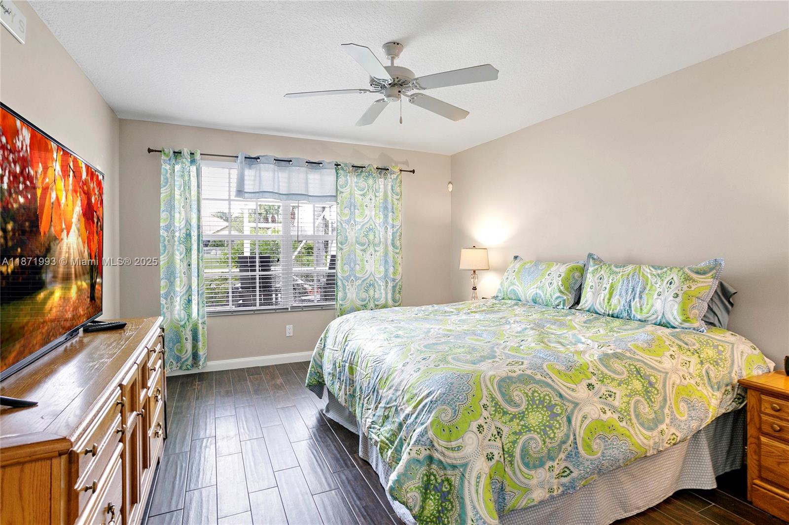 VILLAGEWALK OF WELLINGTON - Residential