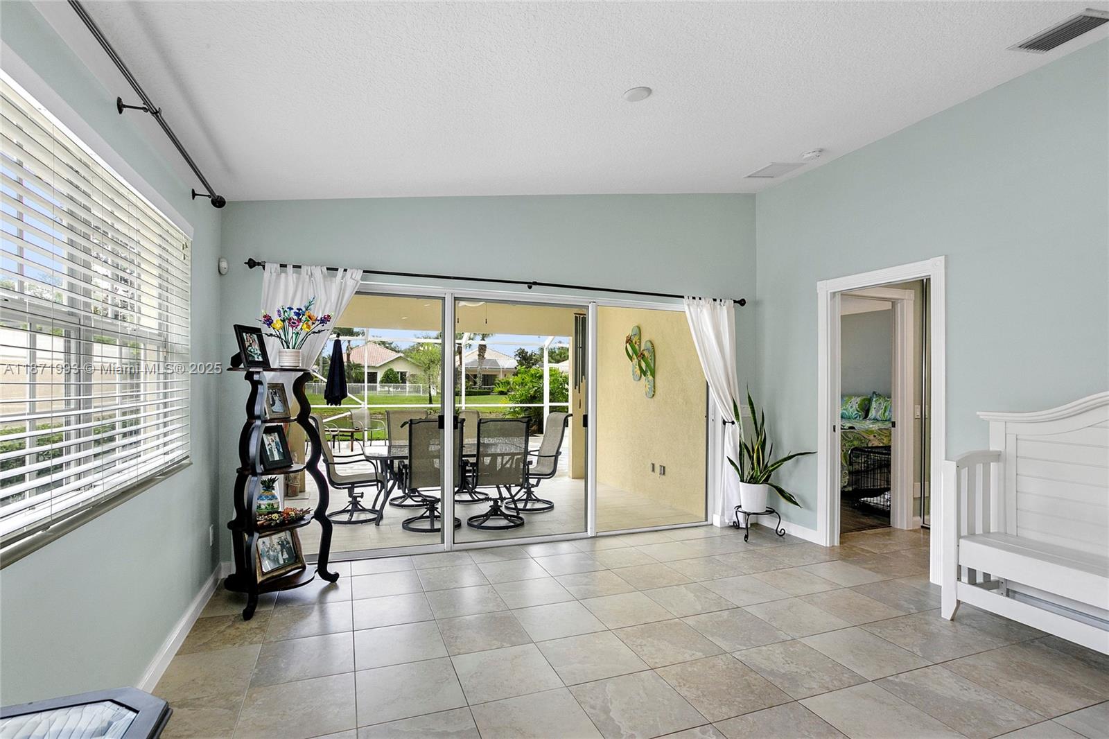 VILLAGEWALK OF WELLINGTON - Residential