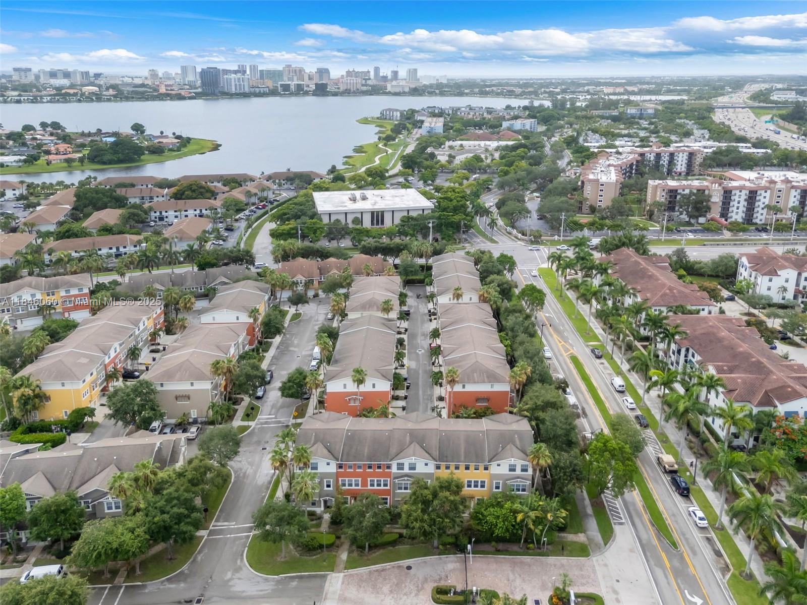 CITYSIDE CONDO - Residential