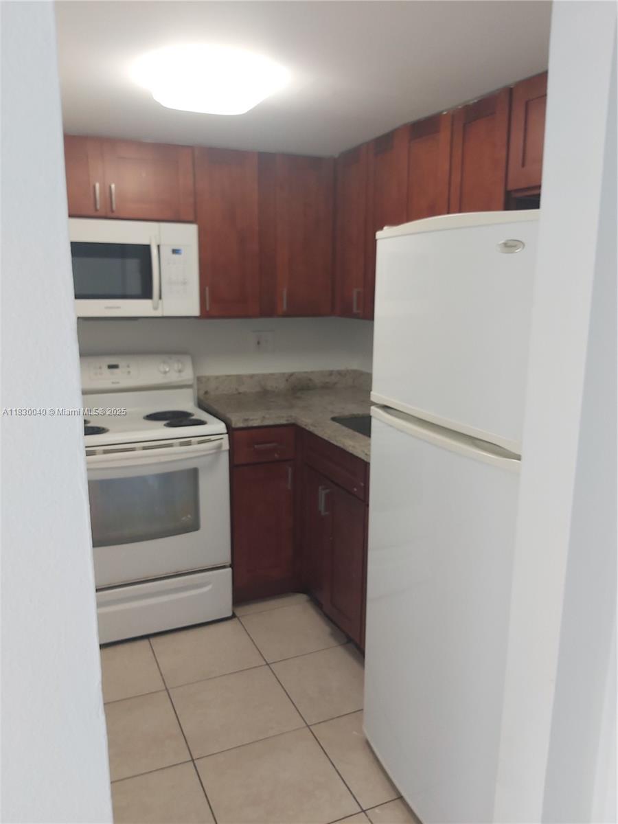 241 SE 9th Ave 103