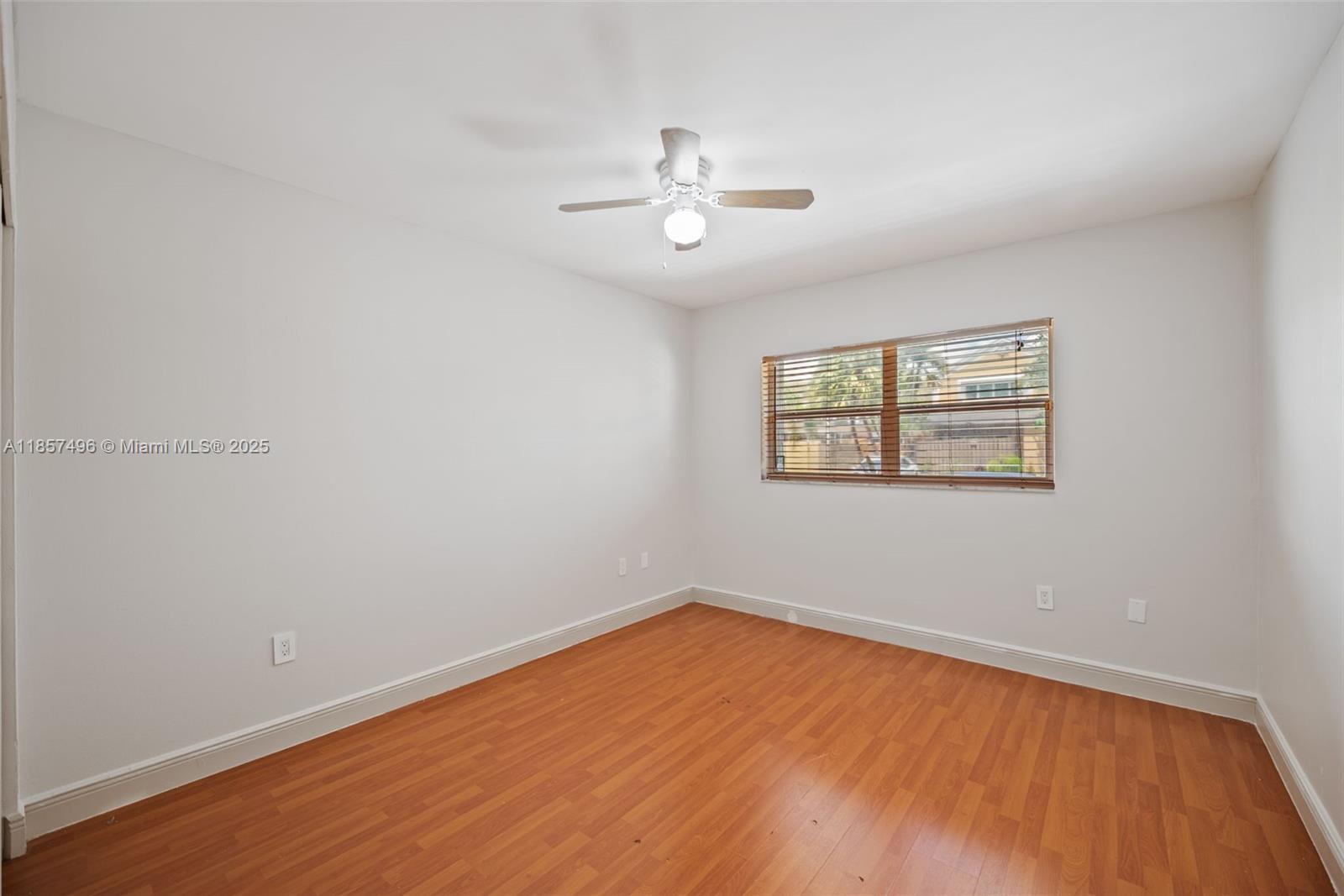 PEMBROKE LAKES SECTION SE - Residential Lease