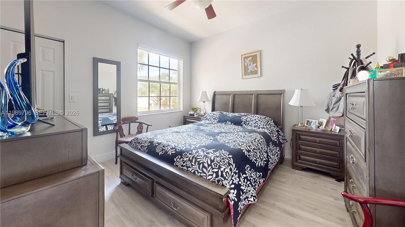 PEMBROKE ISLES - Residential