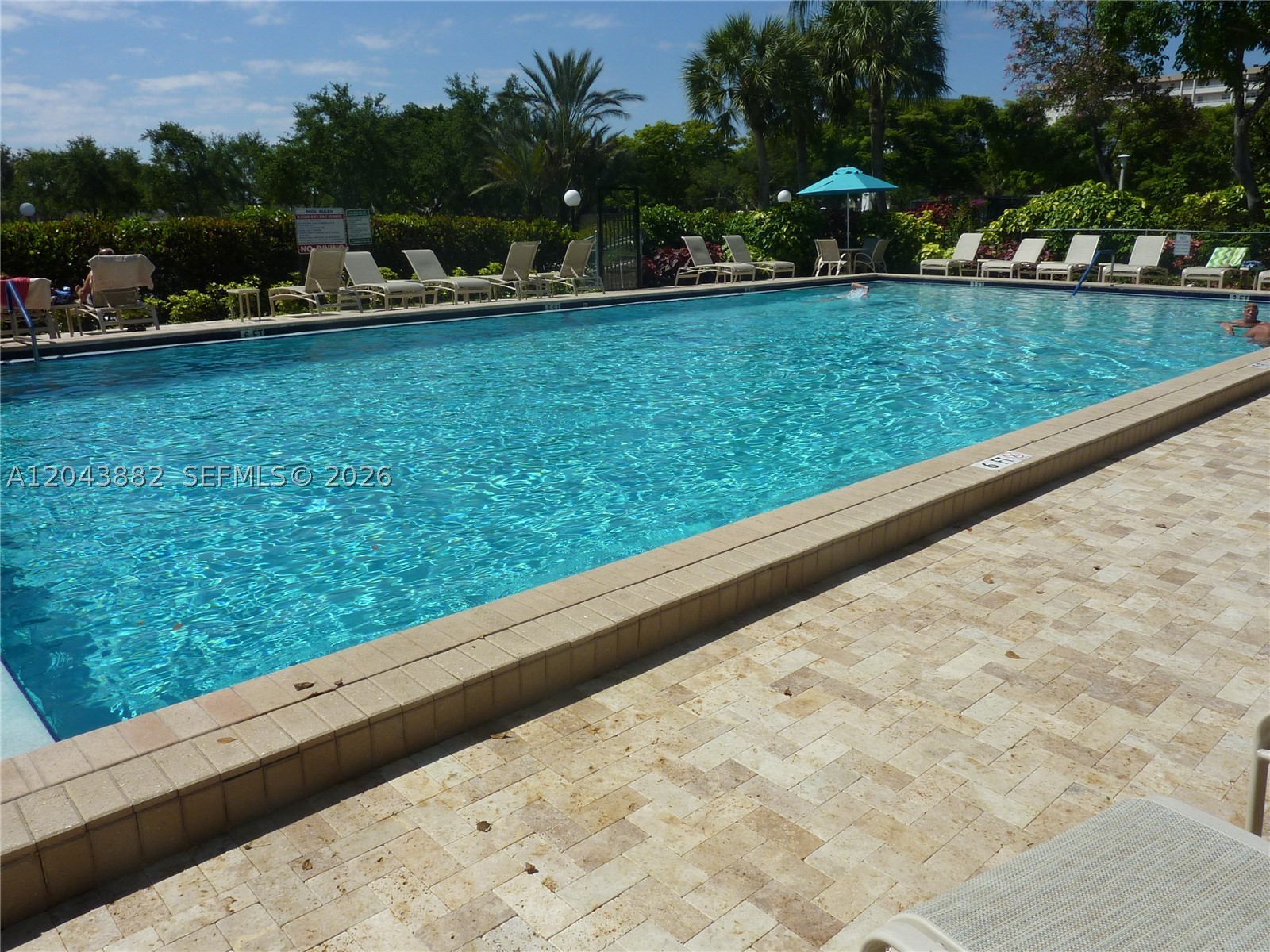 3200 N Palm Aire Dr 305