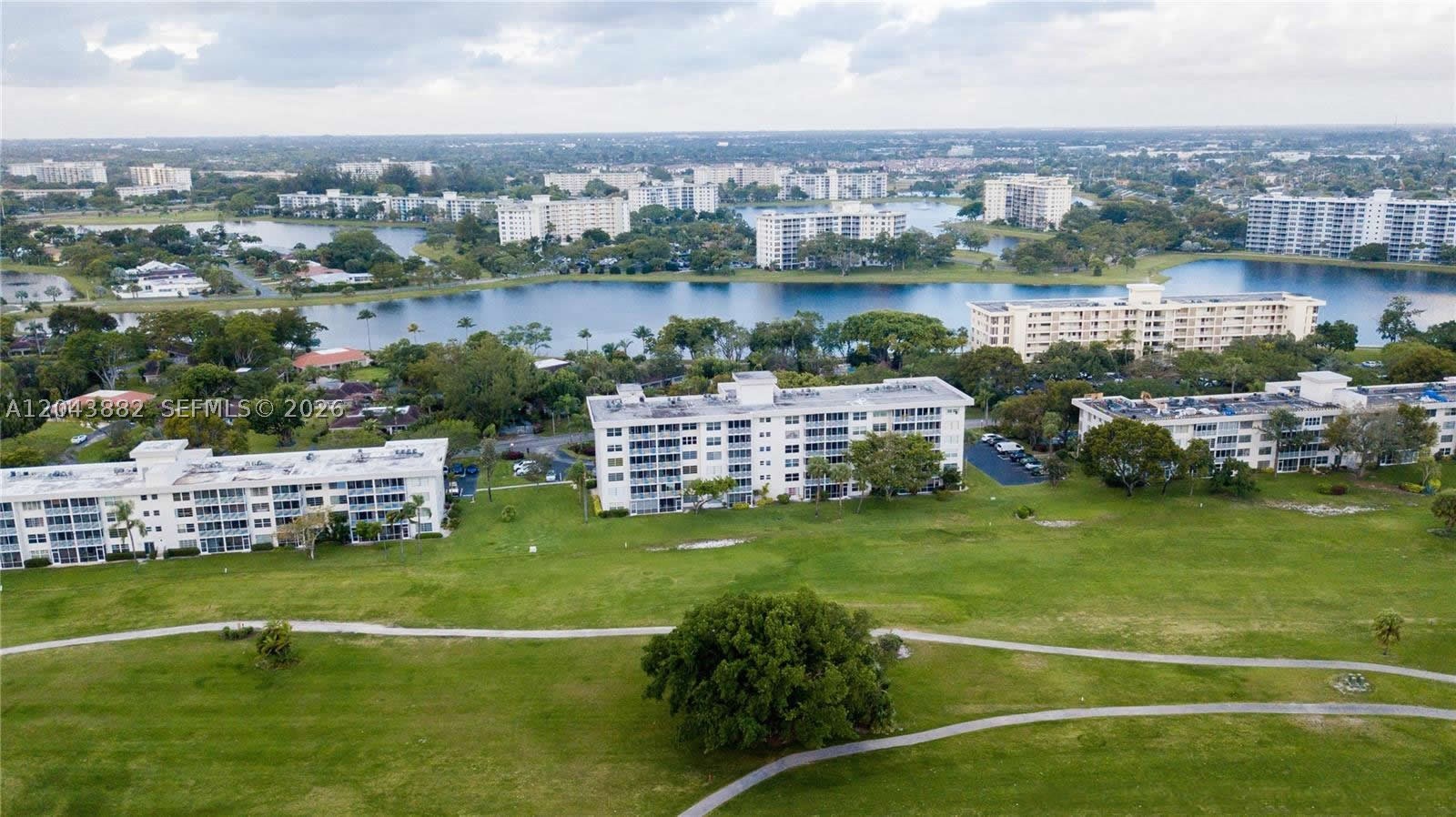 3200 N Palm Aire Dr 305