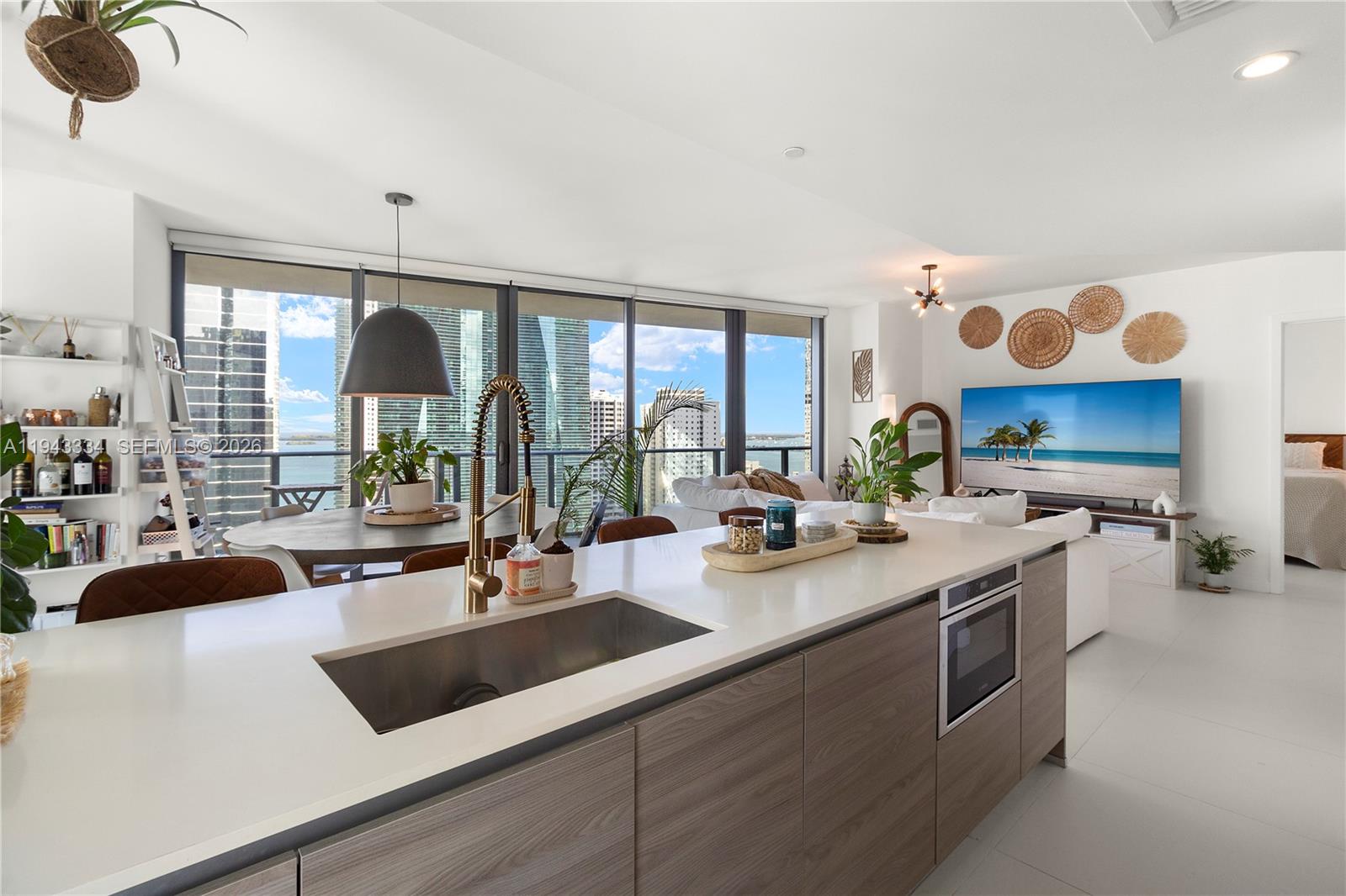 1300 S MIAMI AVENUE CONDO - Residential