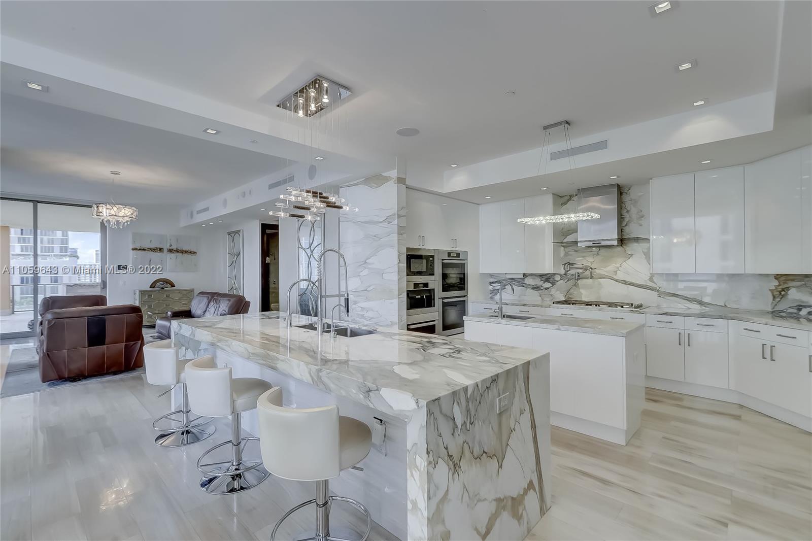 MANSIONS AT ACQUALINA - Residential