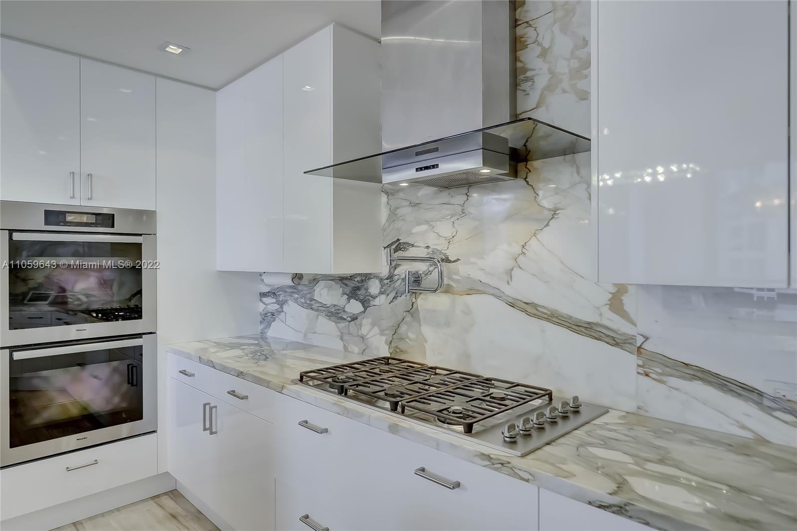 MANSIONS AT ACQUALINA - Residential