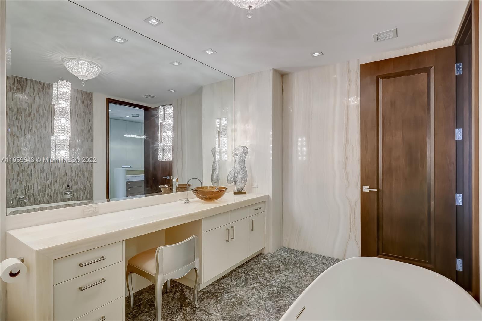 MANSIONS AT ACQUALINA - Residential