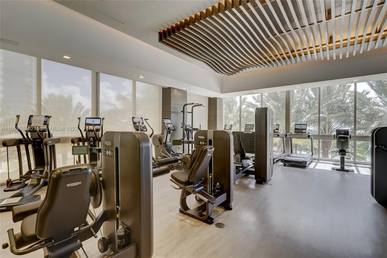 MANSIONS AT ACQUALINA - Residential