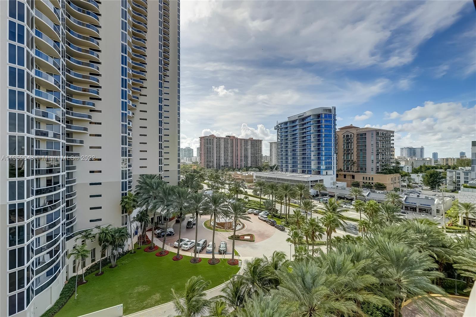 MANSIONS AT ACQUALINA - Residential