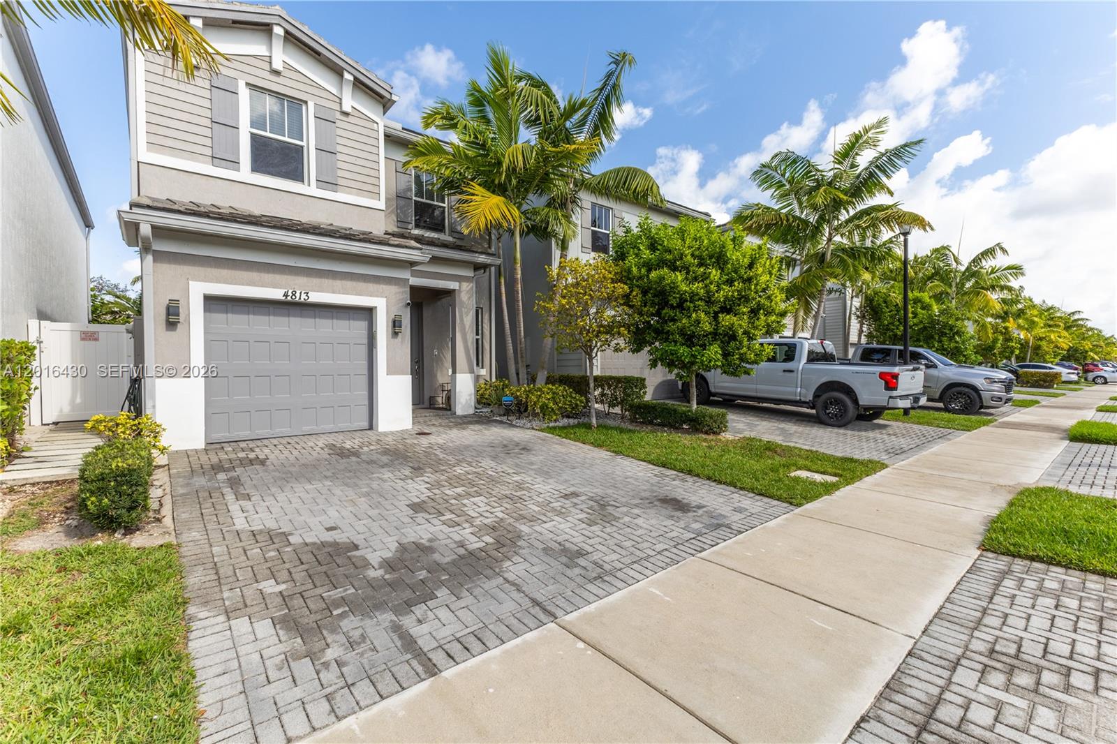4813 NW 48th Ter