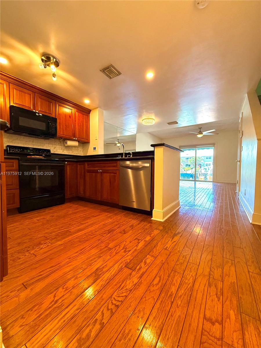 SUN PLAT - Residential Lease