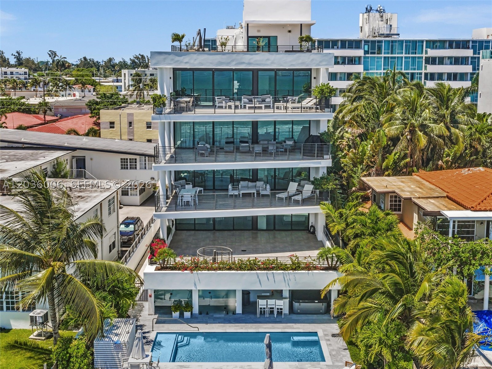 1930 Bay Dr PH1