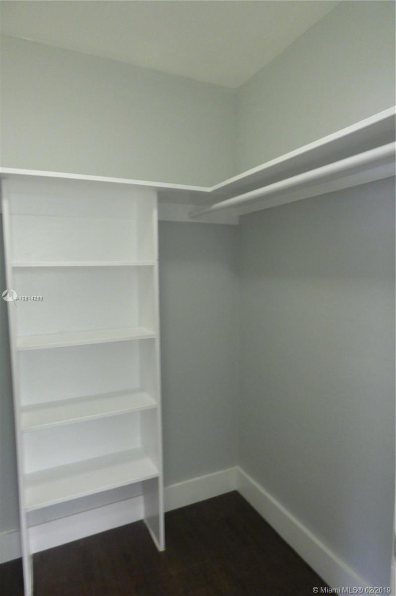 THIRD COMM SUB - Residential Lease