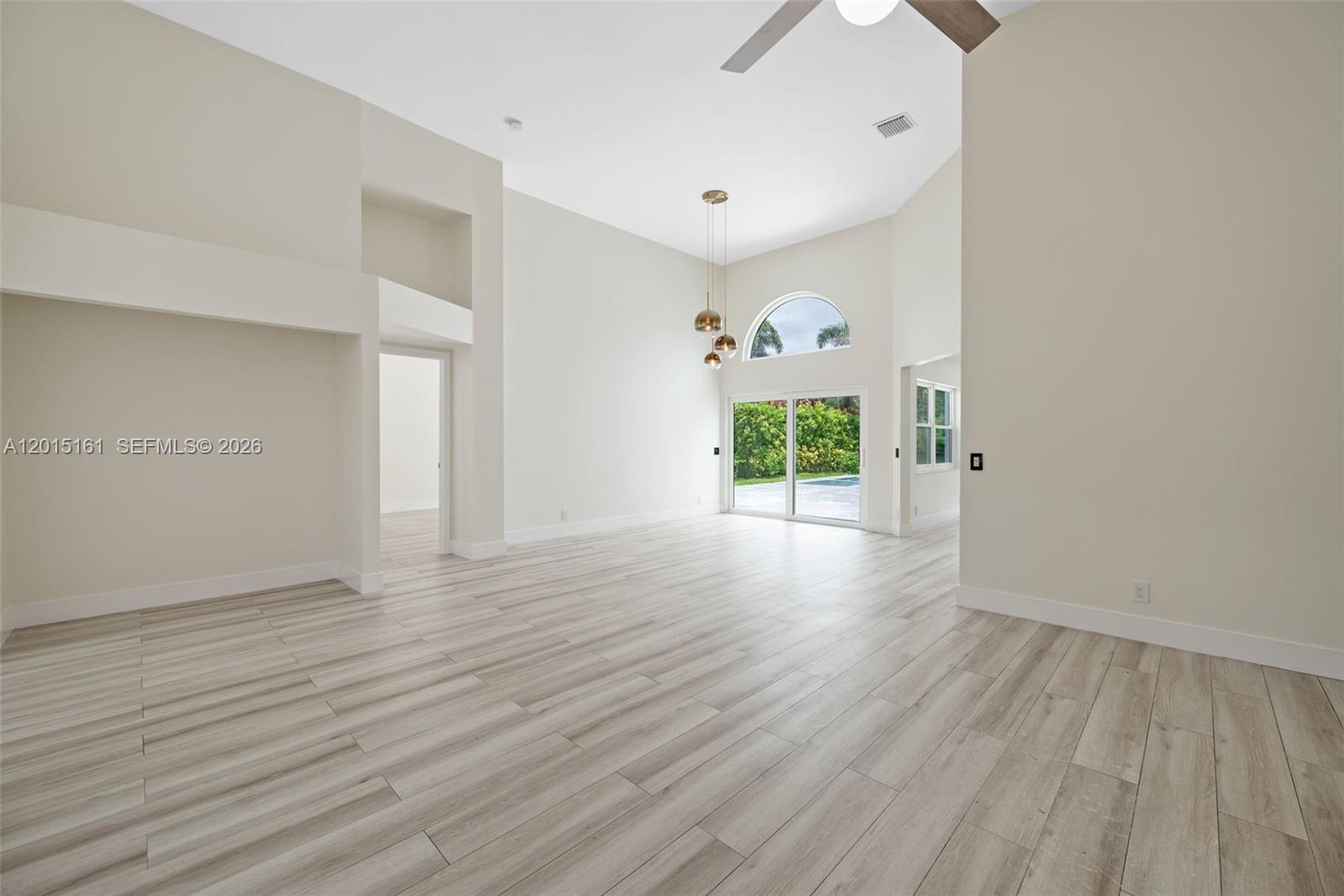 The Ridge on Nob Hill - Residential
