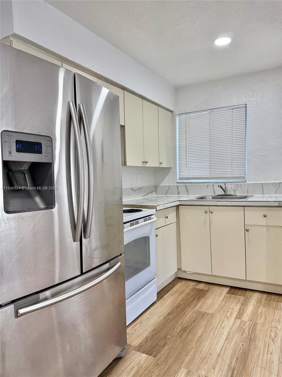 64 NE 78th St 1