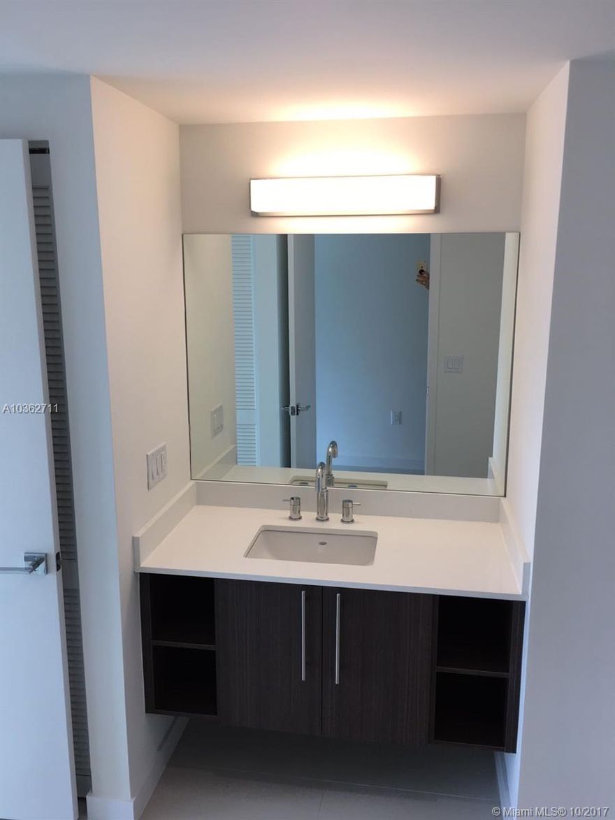 BRAND NEW 1BR/1BATH UNIT AT MIDTOWN DORAL. UNIT FEATURES PORCELAIN FLOORS, ELEGANT AND OPEN KITCHEN WITH SS BOSCH APPLIANCES AND QUARTZ COUNTER TOP, IMPACT RESISTANT SLIDING DOORS. EASY ACCESS TO THE TURNPIKE. CLOSE PROXIMITY RO RESTAURANTS, ENTERTAINMENT AND SHOPPING. GREAT SCHOOLS!