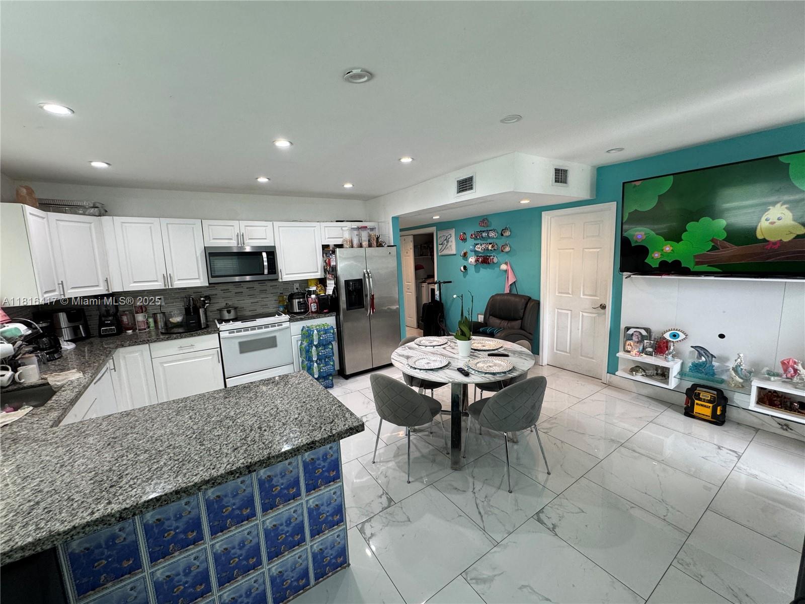 PARA VILLA HEIGHTS - Residential