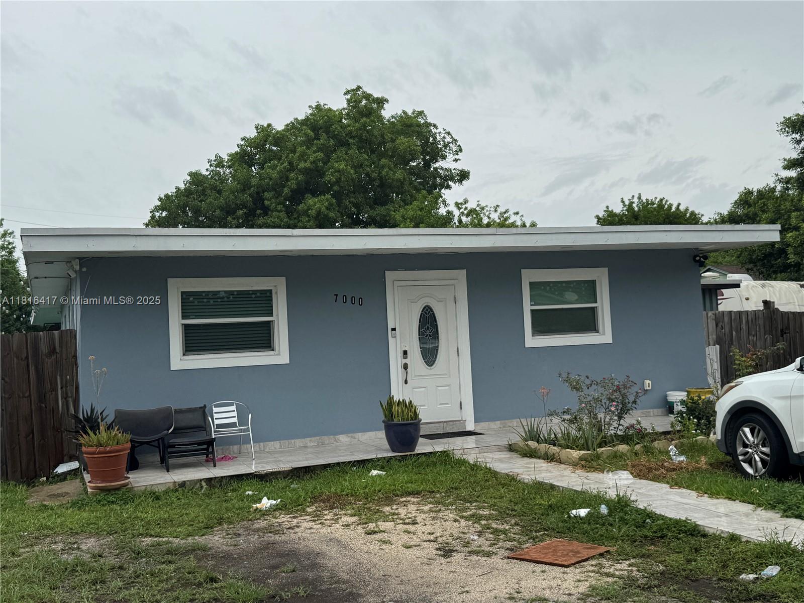 PARA VILLA HEIGHTS - Residential