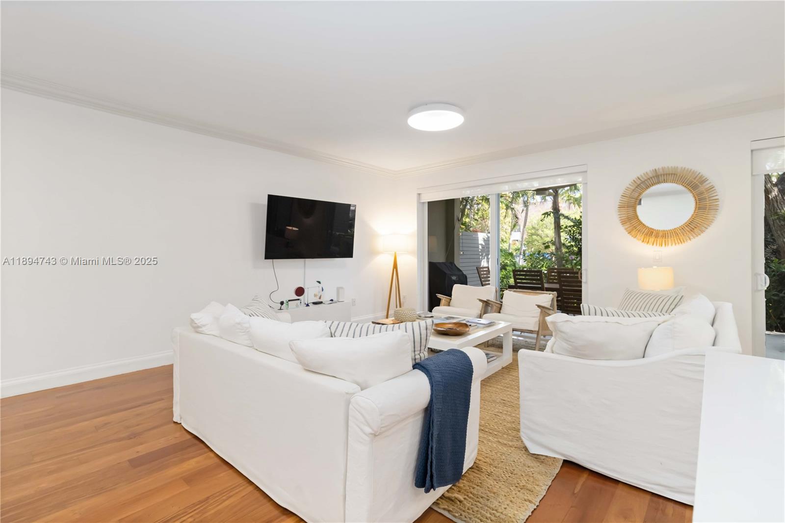 THE TOWNHOMES OF QUAYSIDE - Residential Lease