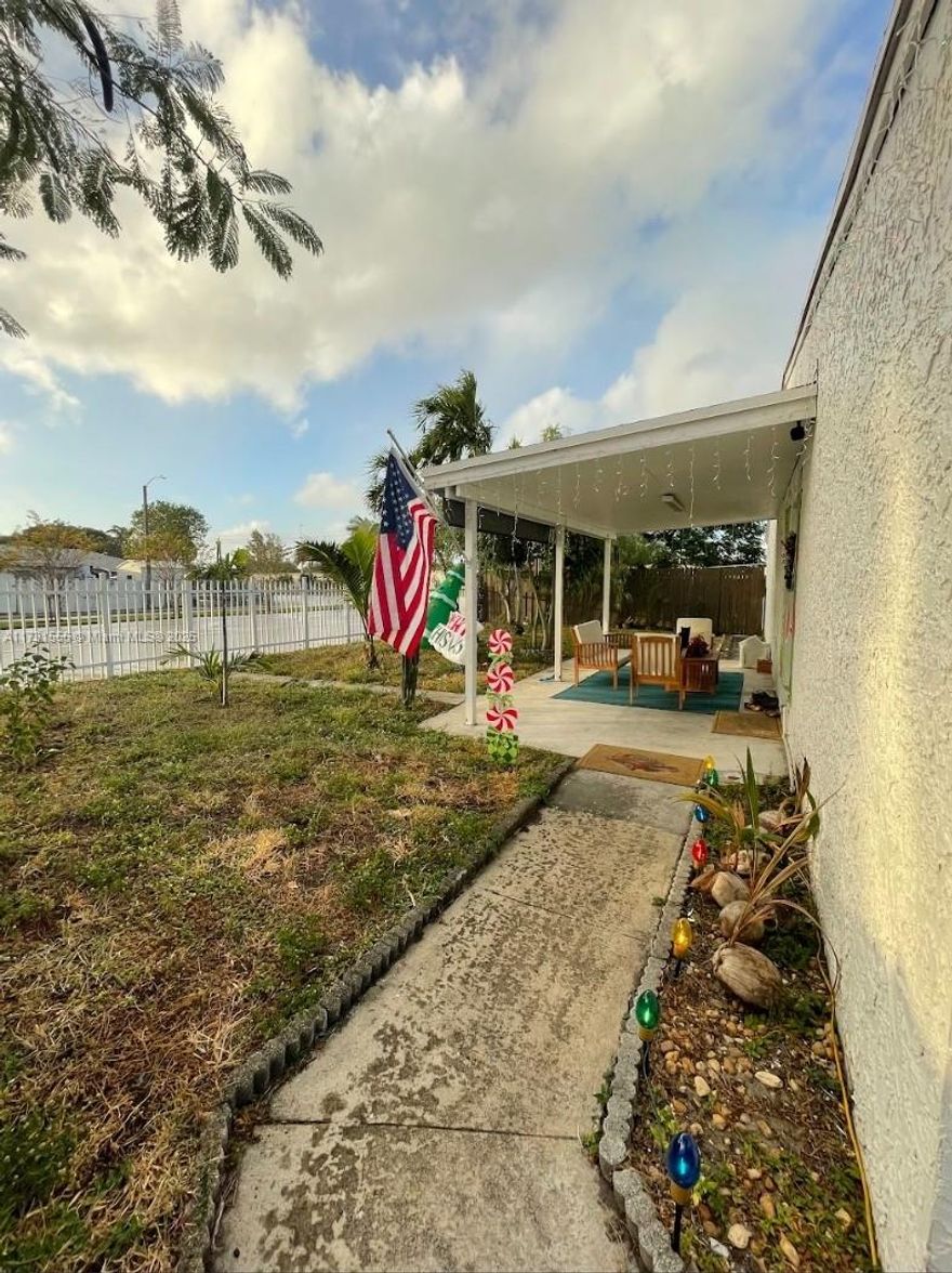 NO HOA APPROVAL REQUIRED! Available March 1st, this move-in ready 4-bedroom, 2-bath corner townhouse offers the perfect blend of coziness and space. The home features a large side & back yard, including a fire pit, and fruit trees making it ideal for entertaining or relaxing outdoors. Enjoy the convenience of a 2-car driveway along with ample guest parking. The home is also equipped with a 60amp RV plug in. This charming home is ready to welcome you—don’t miss out!