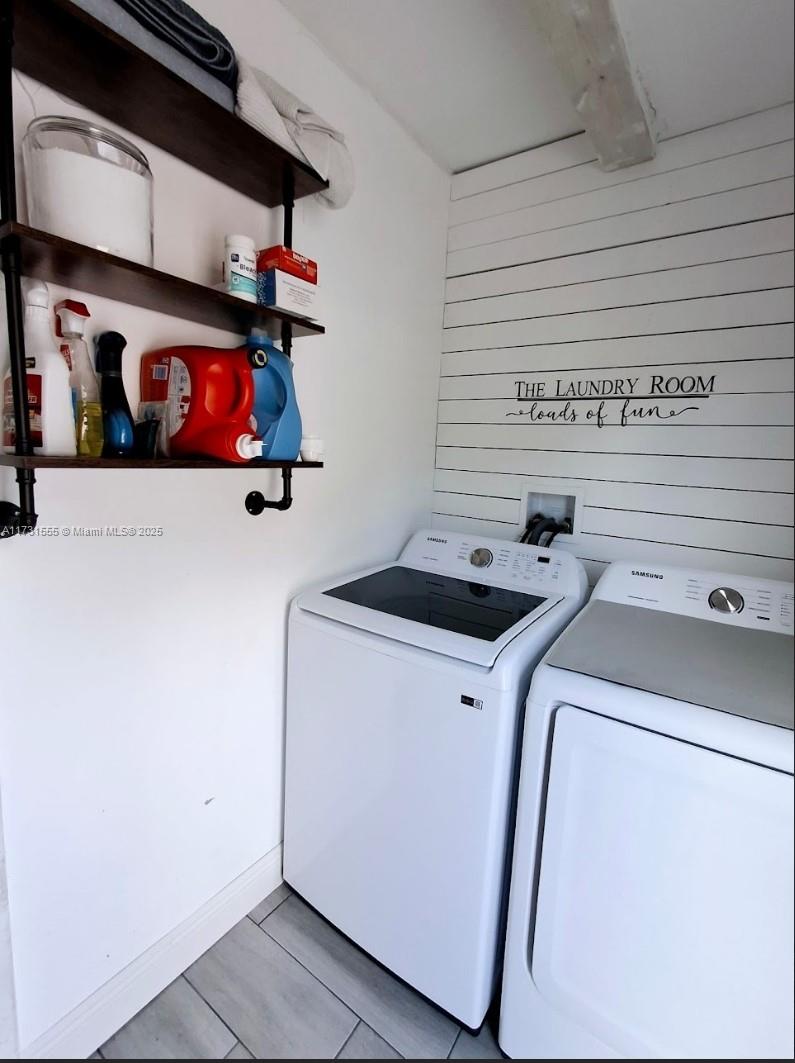 VISTA VERDE TOWNHOUSE SEC - Residential Lease