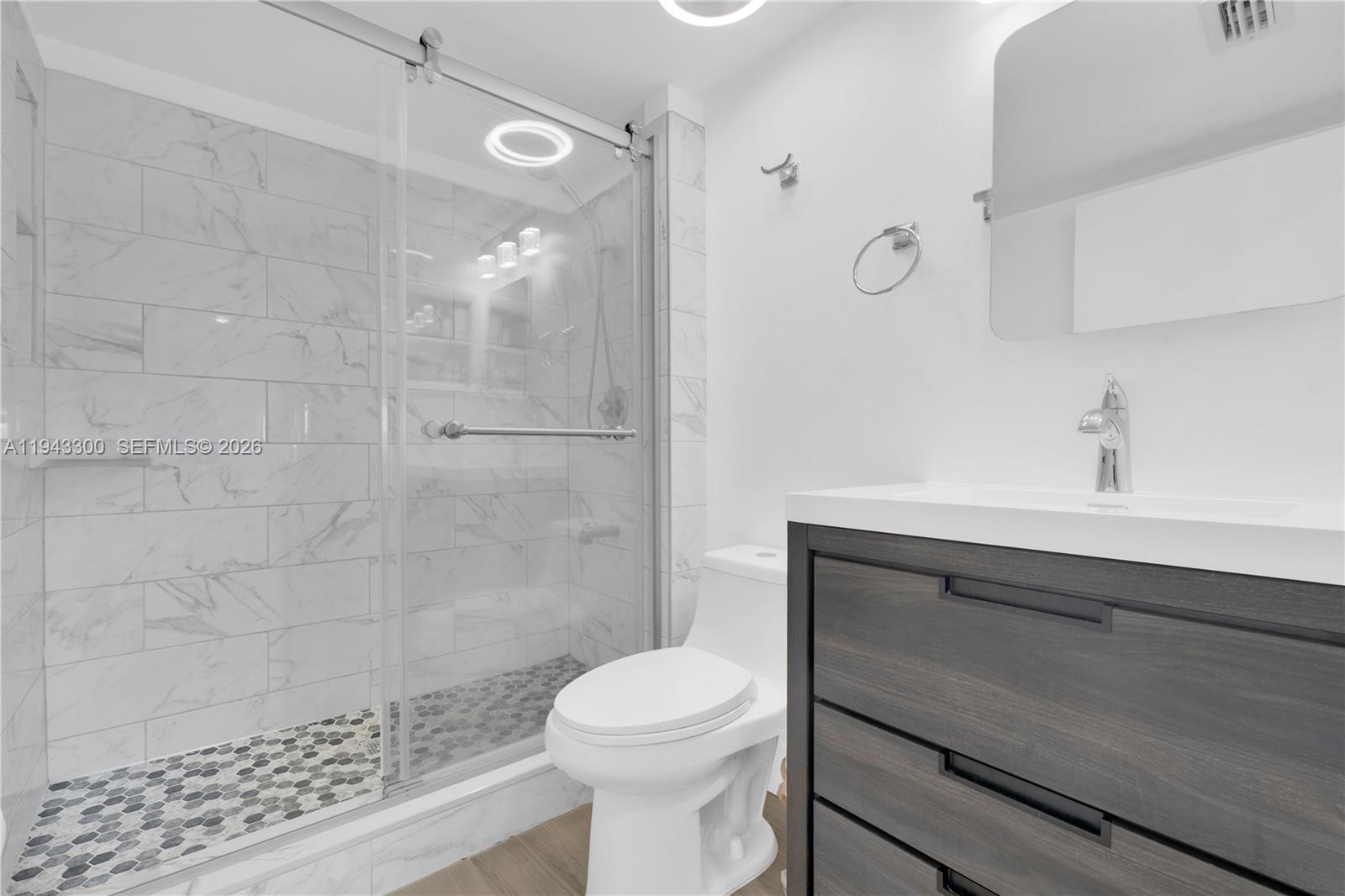 GOLFSIDE CONDO - Residential